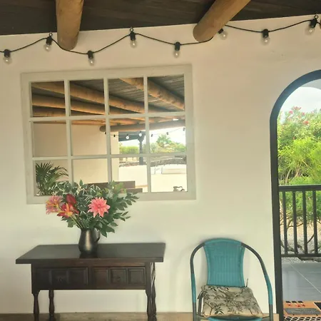 Detached With Stunning Mountain And Sea Views, 14m Pool & Sunken Hot Tub * プエルト・デル・カルメン